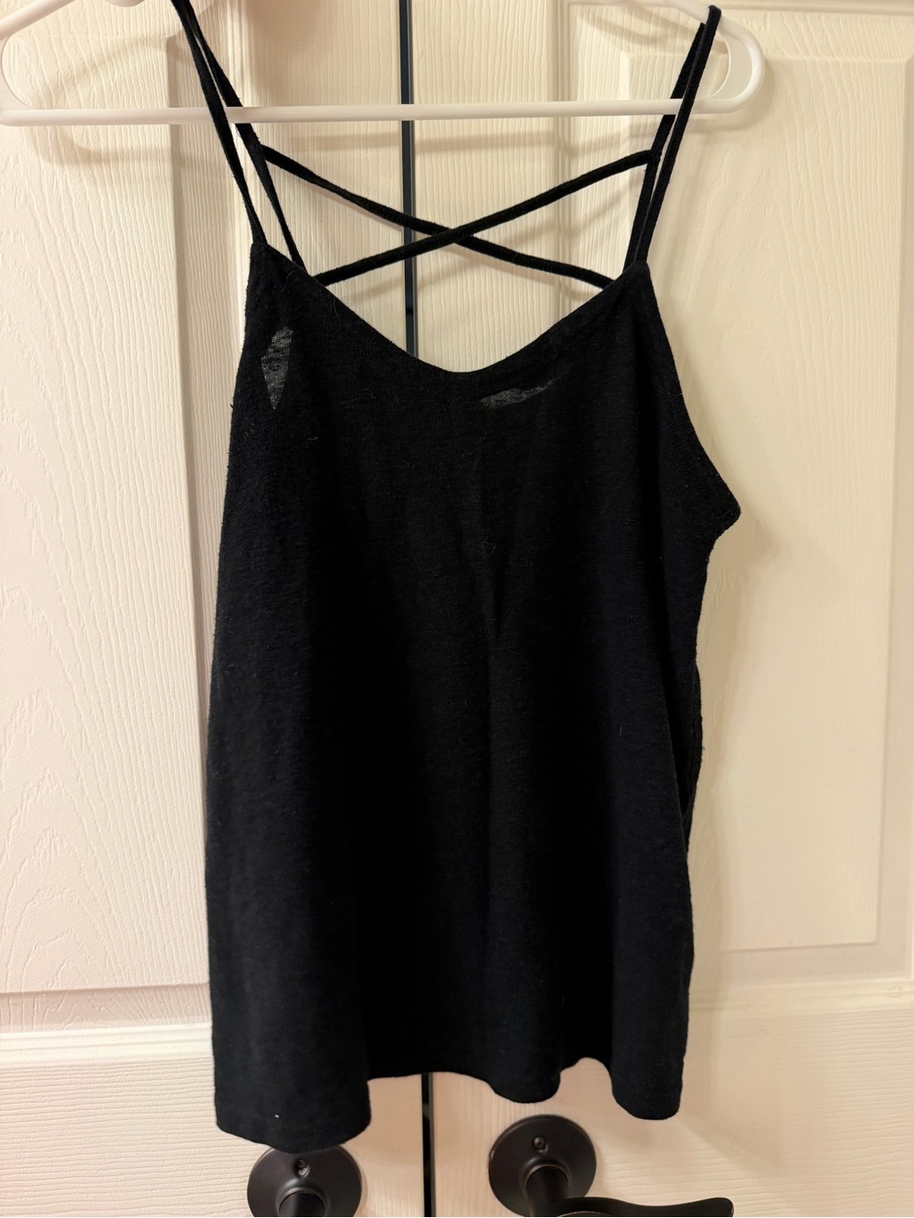 Universal Thread Black Strappy Cross-Back Tank